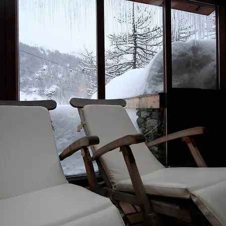 Les Neiges D'antan 4*