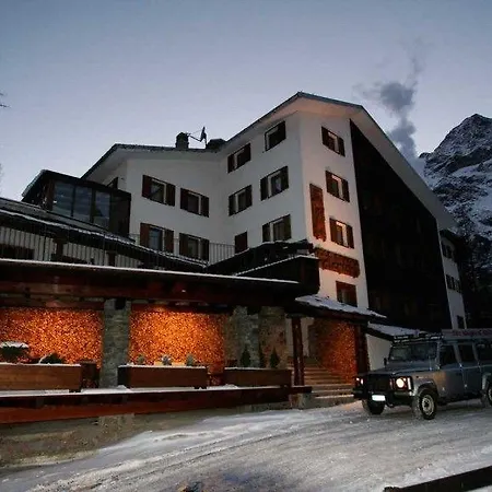 Les Neiges D'antan فندق بيريوِل تْشيرفينيا