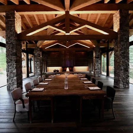 Les Neiges D'antan Hotel