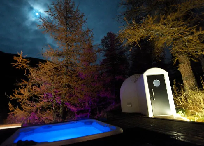 Les Neiges D'antan Готель