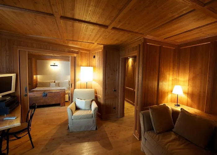 Les Neiges D'antan Hotel 4*