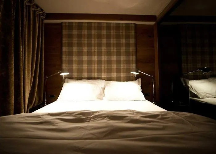 Les Neiges D'antan מלון ברויל-קרוויניה