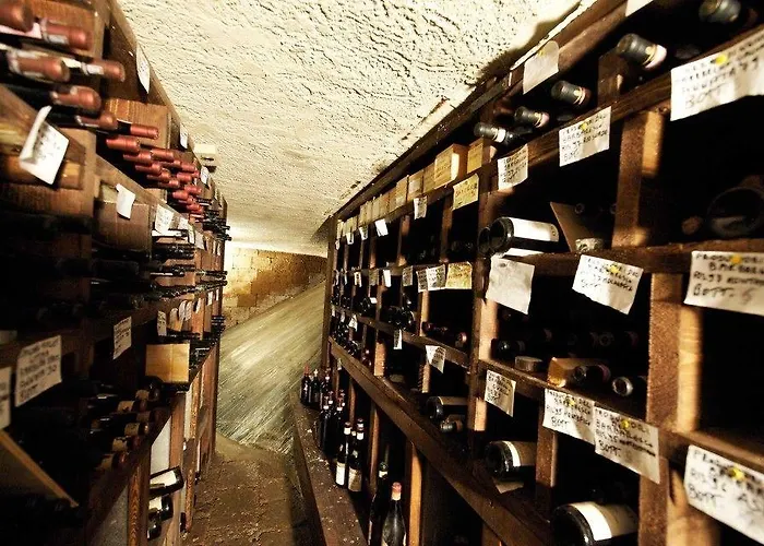 Les Neiges D'antan מלון ברויל-קרוויניה